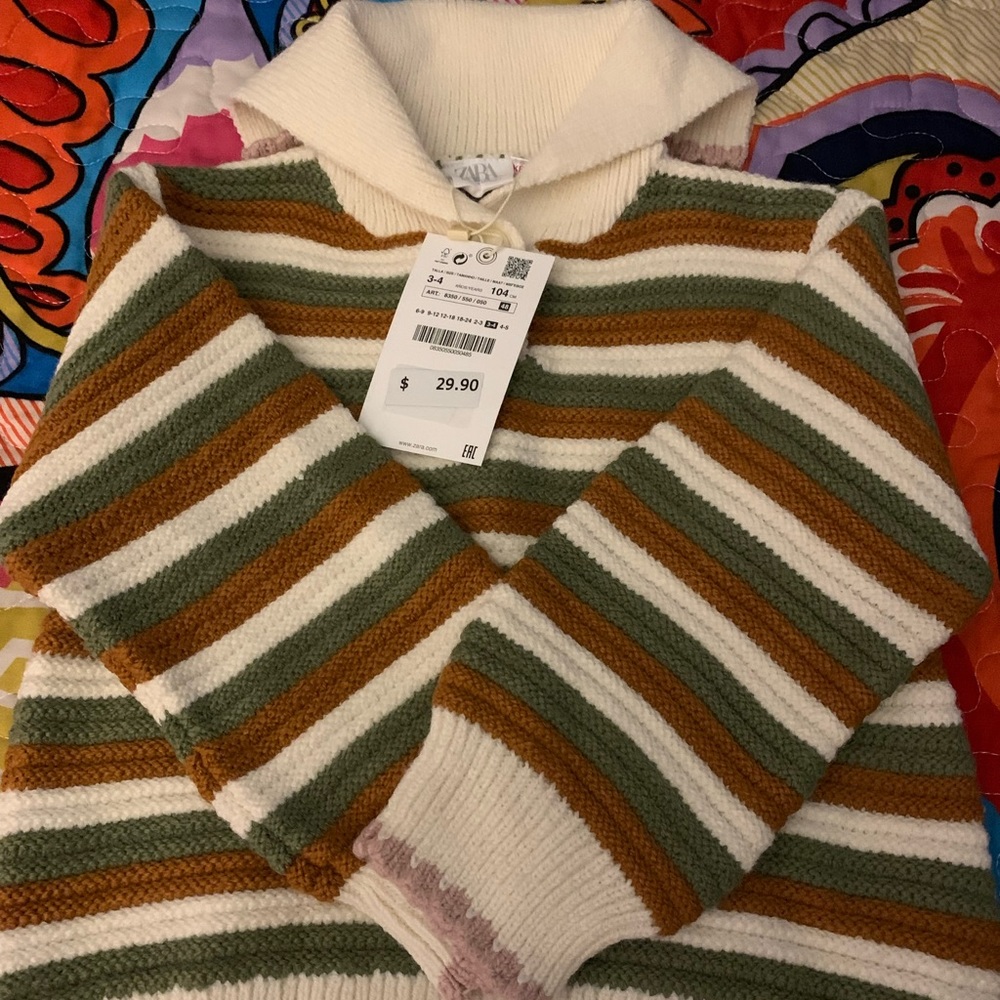 Gorgeous brand new sweater.